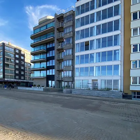 Residentie Sofia, Coxy-beach, Iepenwal, Kraaienest, Atlantic, Royal, Miramar Appartement