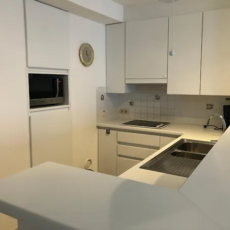 Residentie Sofia, Coxy-beach, Iepenwal, Kraaienest, Atlantic, Royal, Miramar * Koksijde