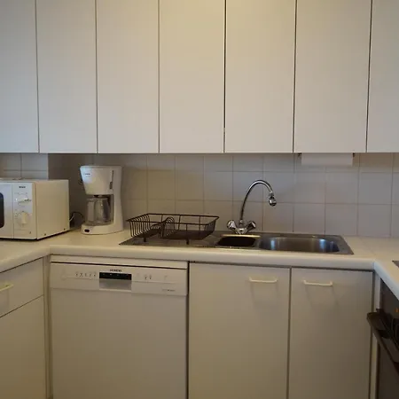 Residentie Sofia, Coxy-beach, Iepenwal, Kraaienest, Atlantic, Royal, Miramar *